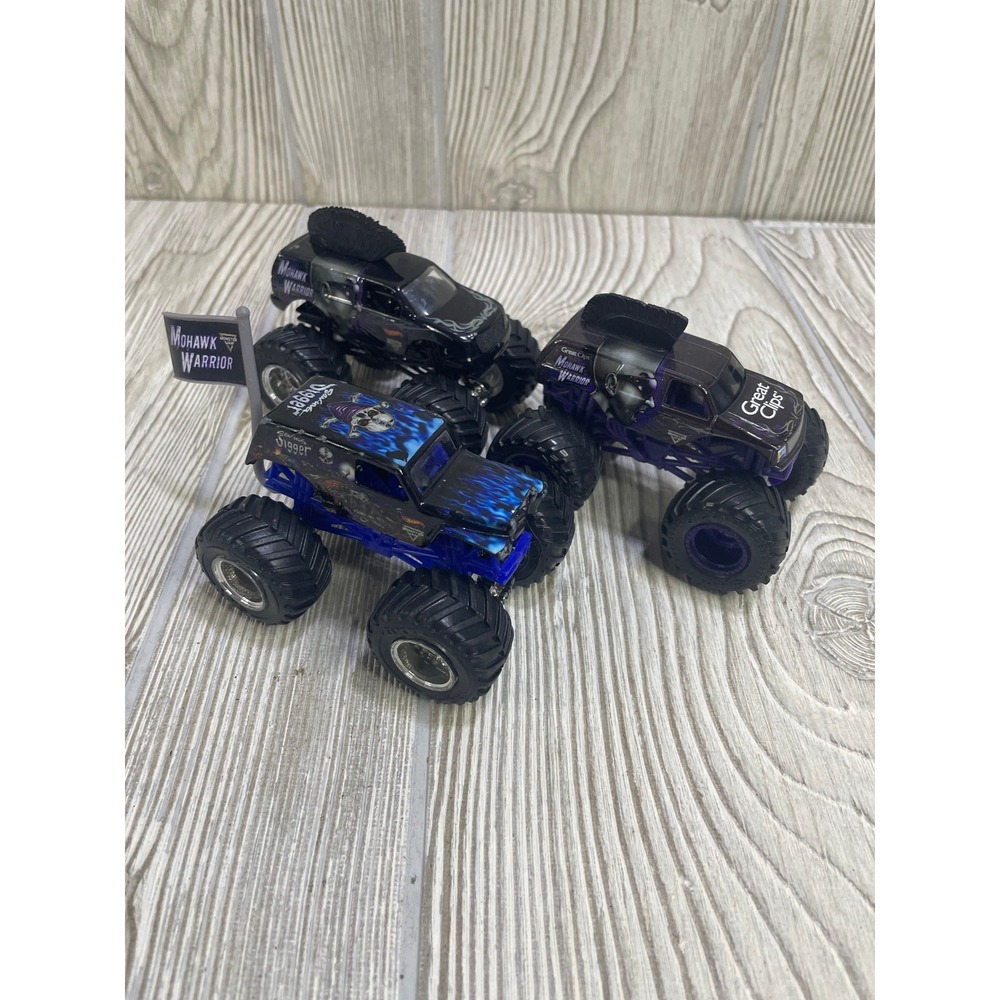 Monster Jam Hot Wheels Lot Son-uva Digger Mohawk Warrior Great Clips 1:64 Truck